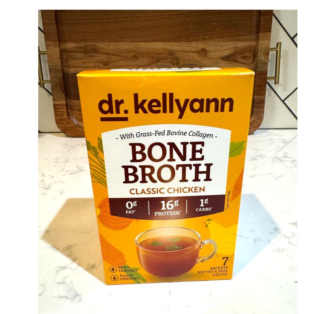 Dr. Kellyann Classic Chicken Bone Broth Collagen Powder 7 packets per box